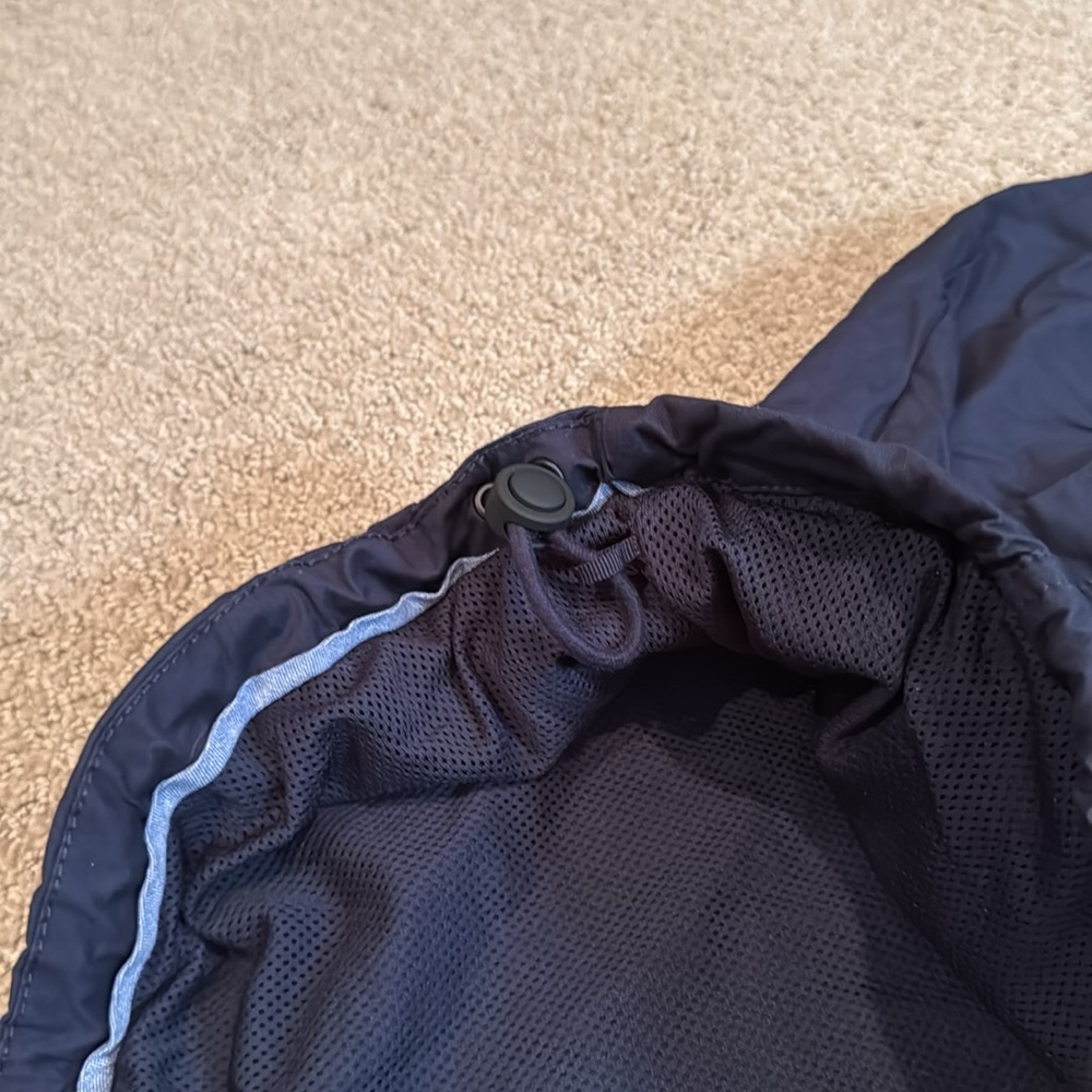 501 BENCH Men’s Hooded Pullover Windbreaker Jacket - Size: Medium - Picture 6 of 7